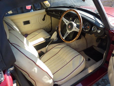 MGB roadster 1973 Interior