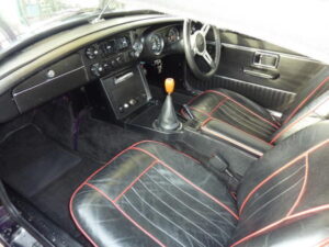 MGB HERITAGE SHELL 1973 Interior - Former Glory